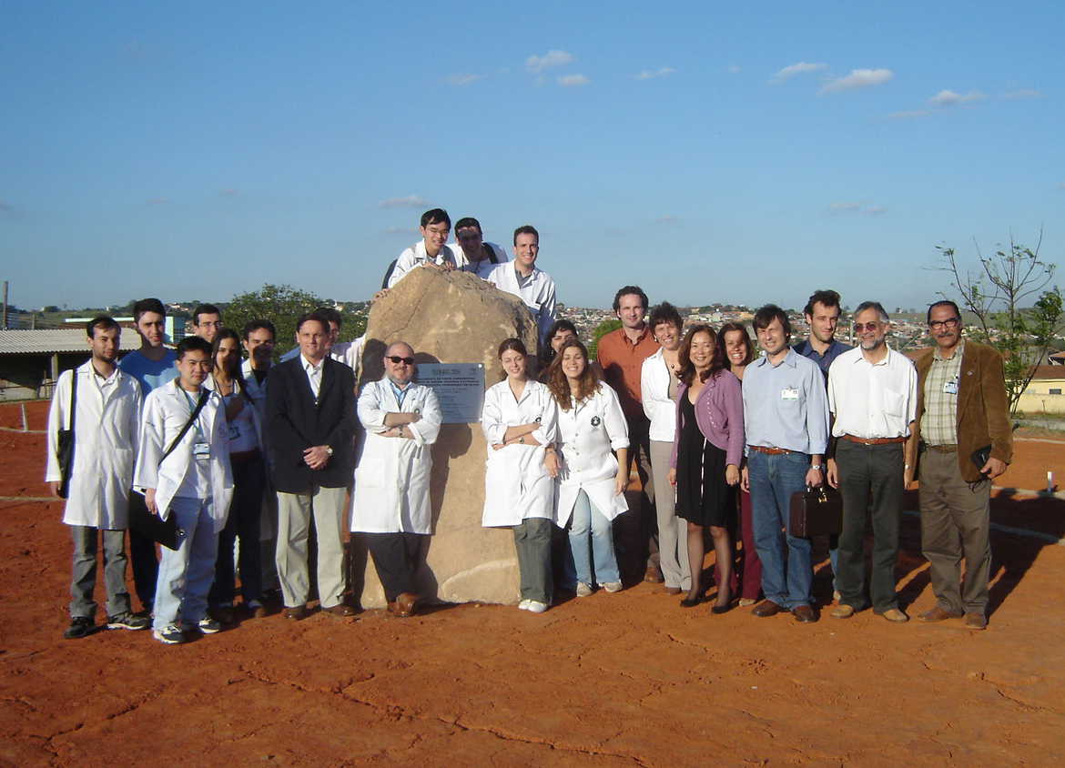 Doença degenerativa: tire dúvidas de Alzheimer e Parkinson - 15/11/2023 -  Equilíbrio e Saúde - Folha